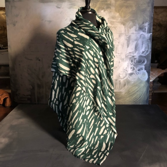 BY Malene Birger Green & Beige Wool Scarf - Picture 4 of 8